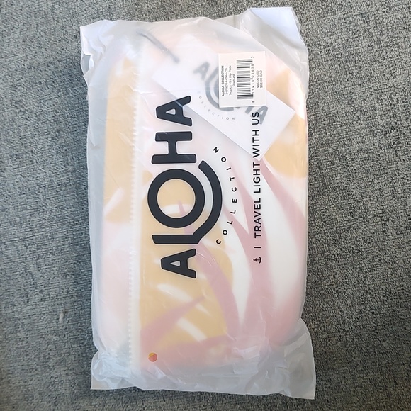 NWT Aloha Collection Starburst Mini Hip Pack - Picture 3 of 4